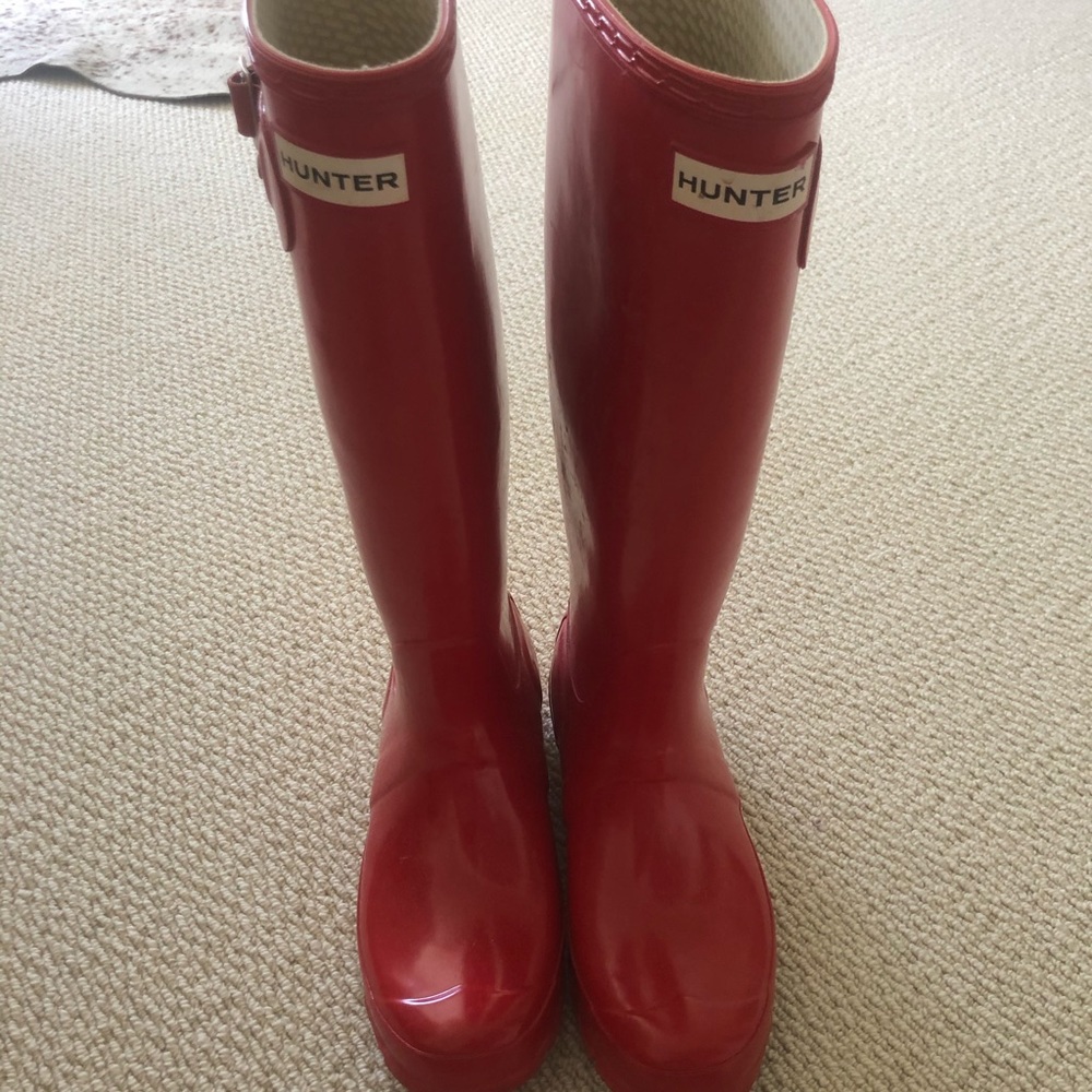 Hunter Tall Gloss Rain Boots